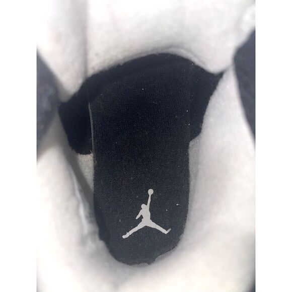 KIDS JORDAN AIR JORDAN 4 RETRO 'FEAR' FV4537-002 Size 13C Grey Black - Picture 6 of 10